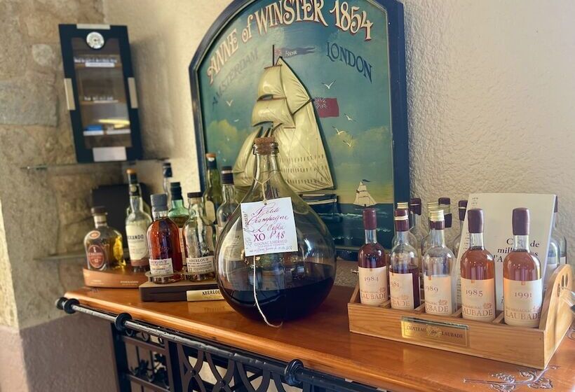 فندق Les Marronniers D'Arc