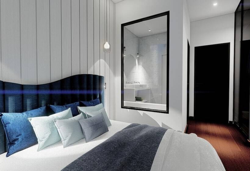 Les Vagues Hotel & Spa