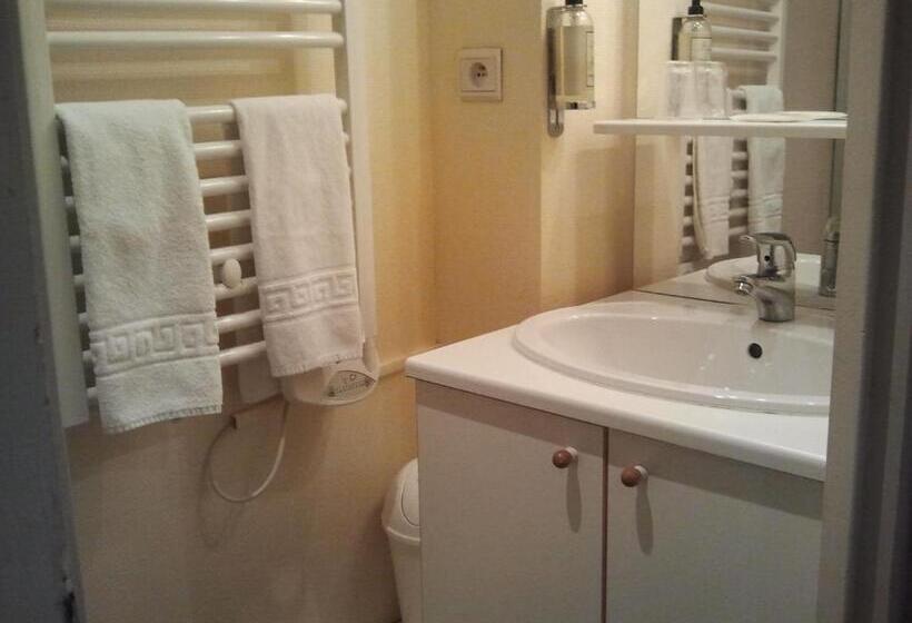 ホテル Logis   Hôtel Restaurant Bellevue Annecy