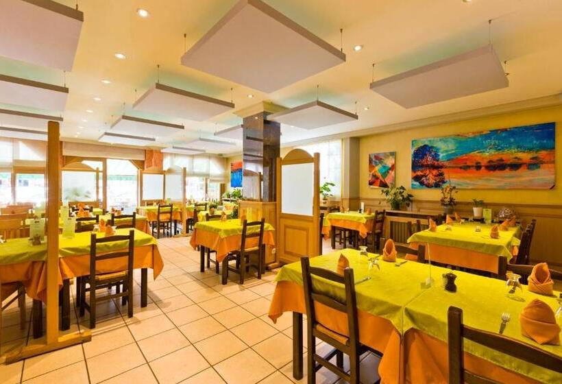 ホテル Logis   Hôtel Restaurant Bellevue Annecy