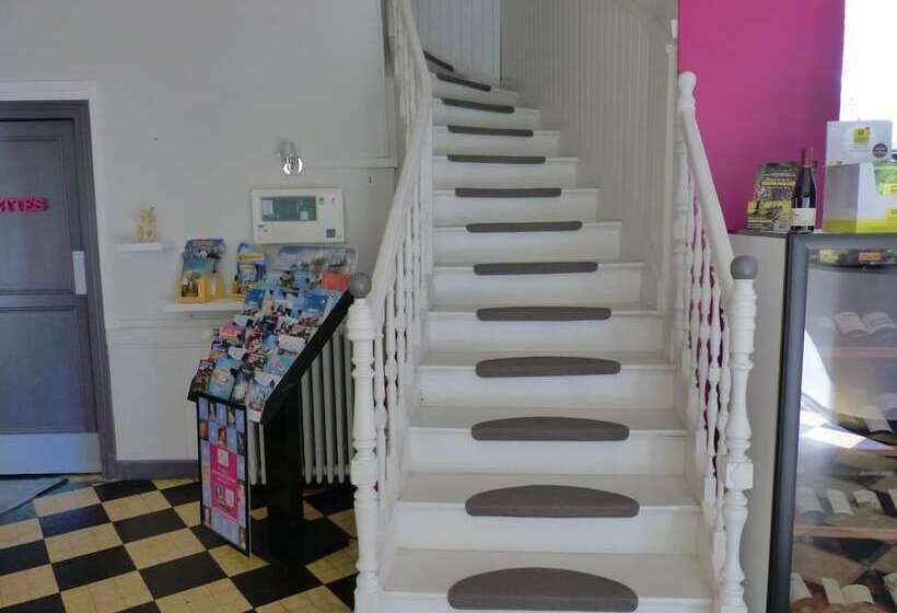 בית מלון כפרי Logis Hôtel Au Croissant