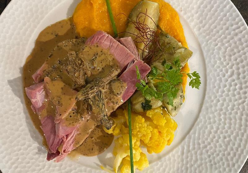 فندق Logis Central Hôtel   Restaurant & Spa