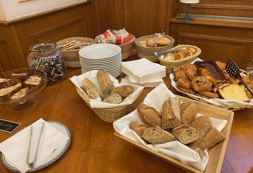 ホテル Logis Hôtel De La Tête Noire