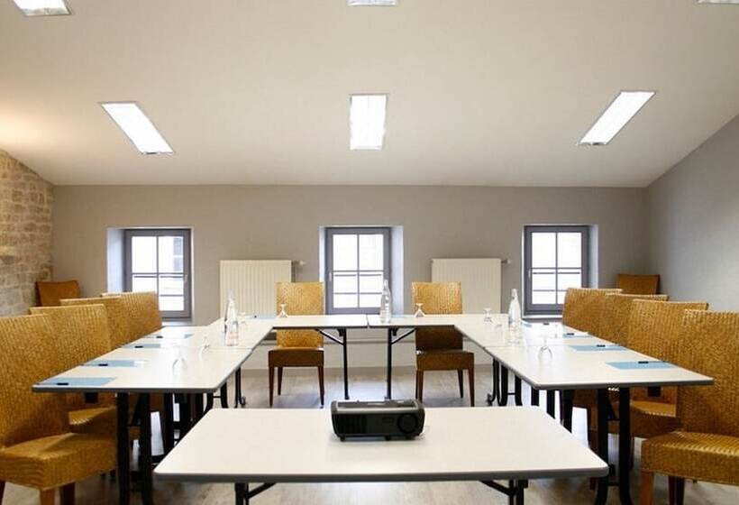 فندق Logis Hostellerie De L'abbaye