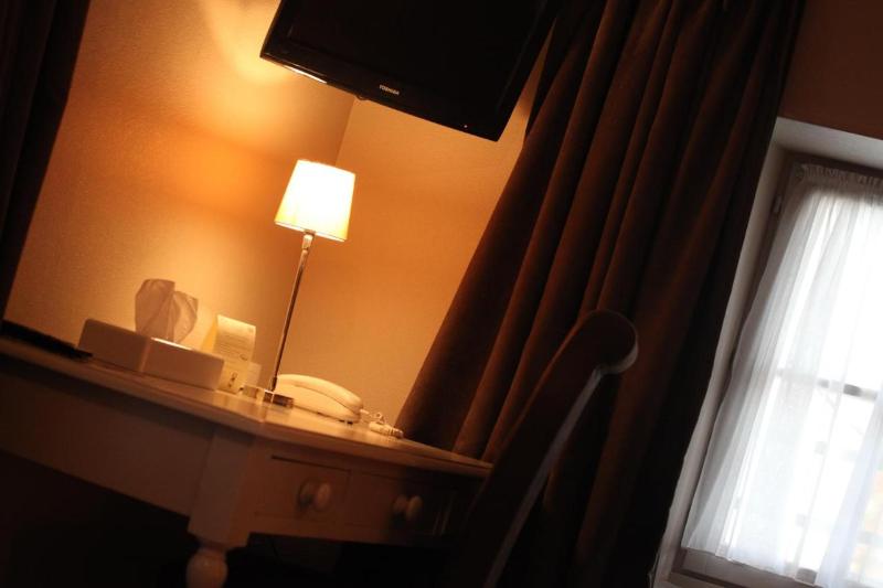 فندق Logis Hostellerie De L'abbaye