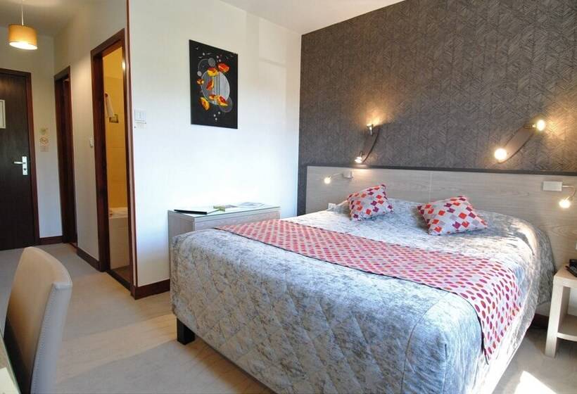 هتل Logis Hostellerie Du Perigord Vert