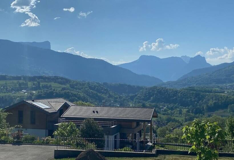 בית מלון כפרי Logis Hôtel Annecy Nord / Argonay