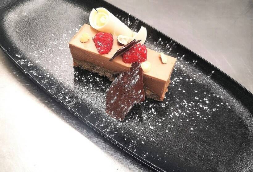 בית מלון כפרי Logis Hôtel Annecy Nord / Argonay