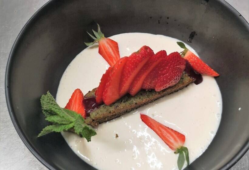 בית מלון כפרי Logis Hôtel Annecy Nord / Argonay