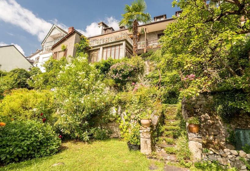 Отель Logis Hôtel Beau Site