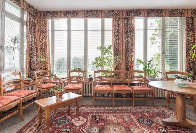 Отель Logis Hôtel Beau Site