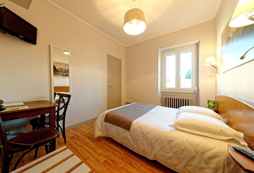 ホテル Contact Hôtel Du Commerce Et Son Restaurant Côte à Côte