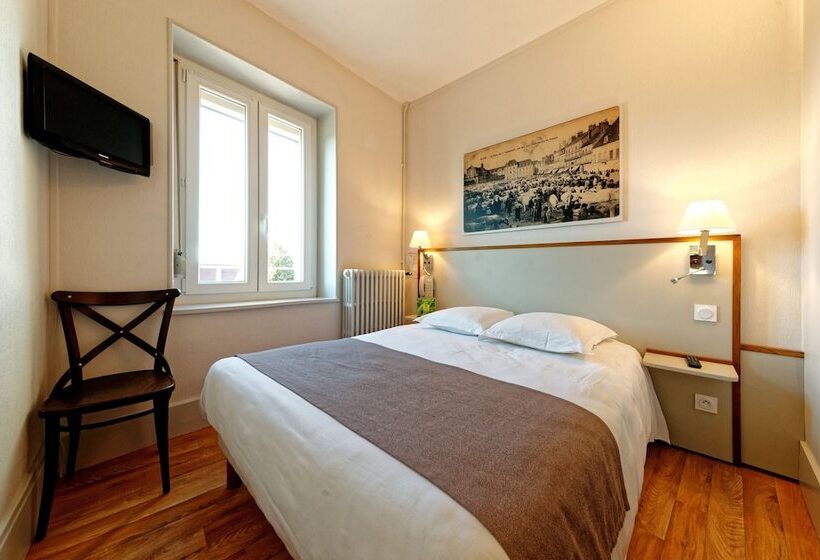 ホテル Contact Hôtel Du Commerce Et Son Restaurant Côte à Côte