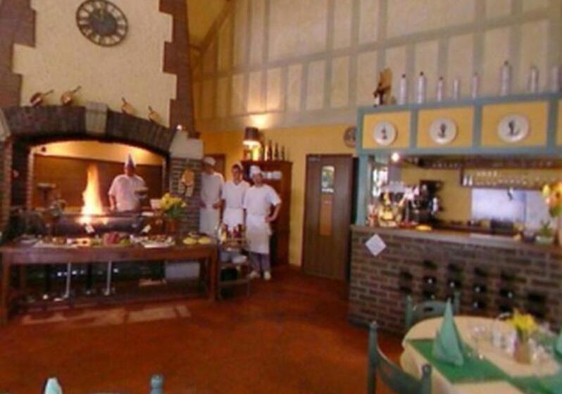 酒店 Logis Hôtel Le Pan De Bois