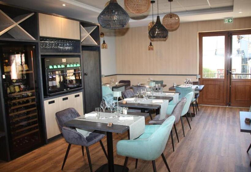 فندق Logis Hôtel  Restaurant La Renaissance