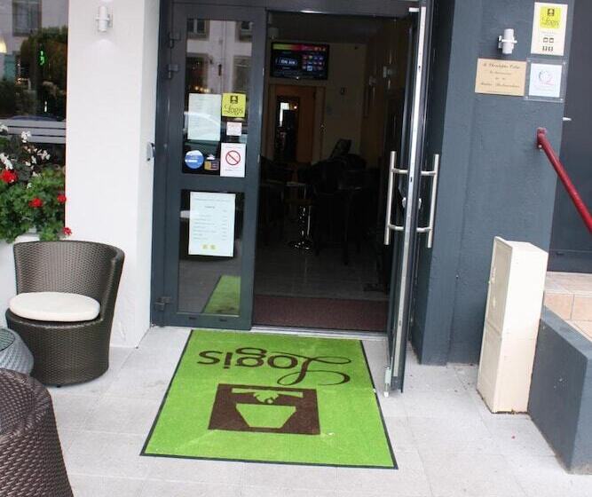 فندق Logis Hôtel  Restaurant La Renaissance