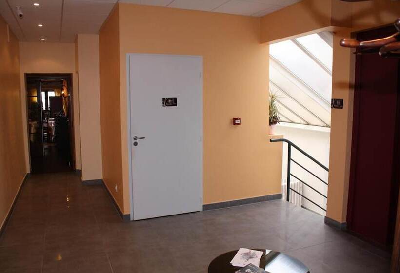 فندق Logis Hôtel  Restaurant La Renaissance