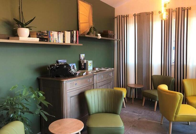 فندق Logis Hôtel St Sylvestre