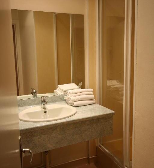 Logis Hotel L Ange Couronne