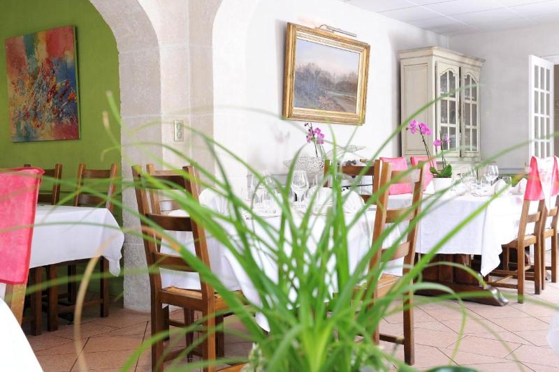 בית מלון כפרי Logis L Ayguelade