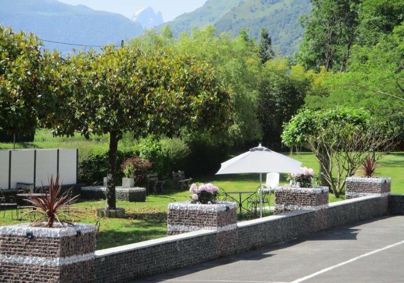 ホテル Logis L Ayguelade