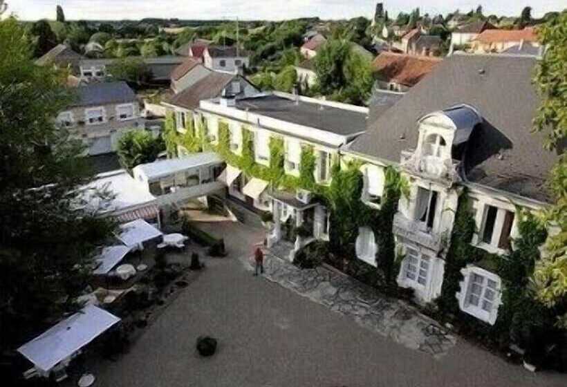 فندق Logis L Hermitage