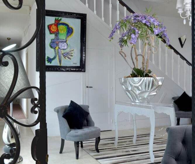 فندق Logis L Hermitage