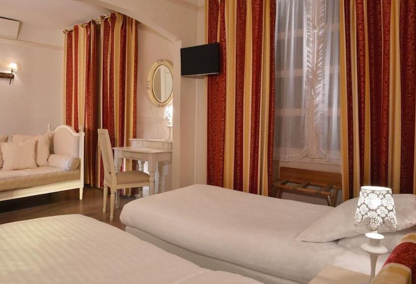 فندق Logis L Hermitage