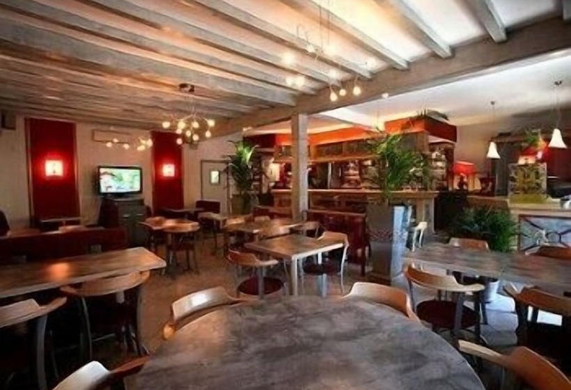 Hotel Logis Le Bourguignon