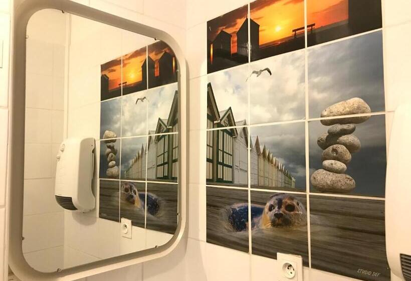 בית מלון כפרי Logis   Le Neptune Hôtel & Restaurant