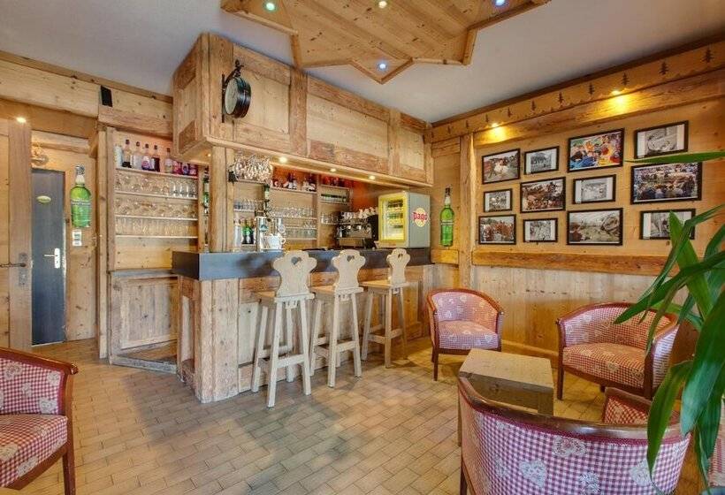 호텔 Logis Le Pont De Champ