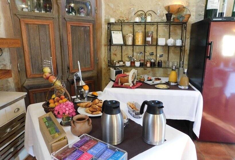 Отель Le Relais Du Bastidou