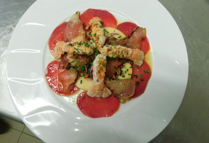 Отель Le Relais Du Bastidou