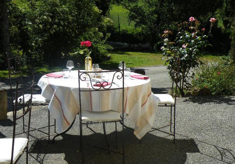 Отель Le Relais Du Bastidou