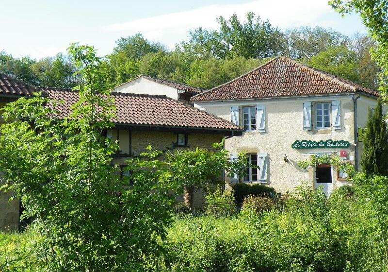 Отель Le Relais Du Bastidou