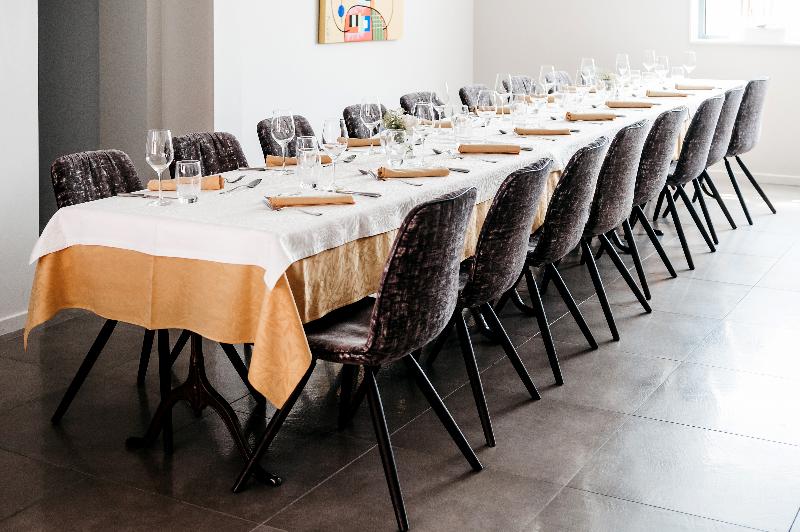 فندق Logis Hôtel Restaurant Au Lion Rouge