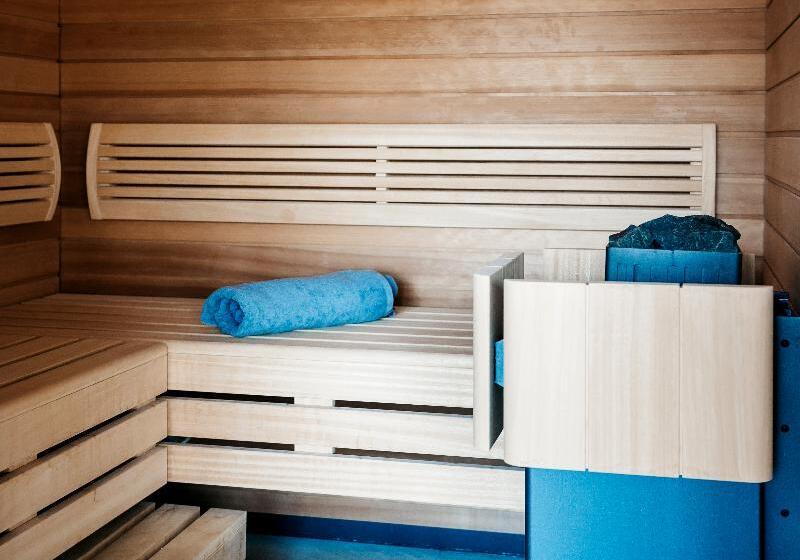 فندق Logis Hôtel Restaurant Au Lion Rouge