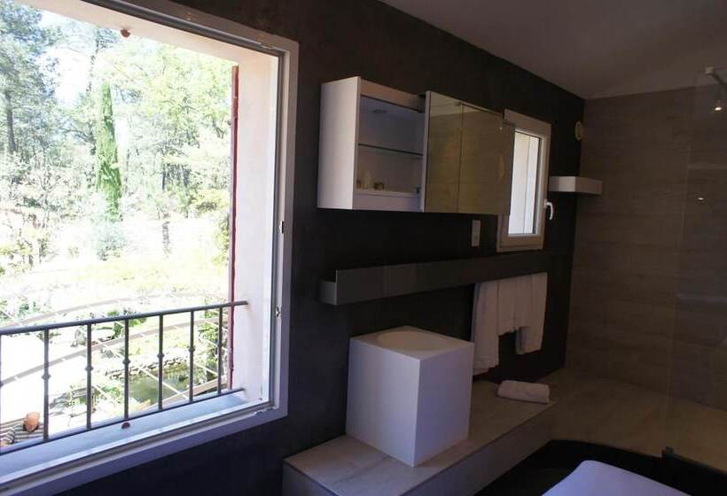 בית מלון כפרי Logis Hôtel Restaurant Des Pins