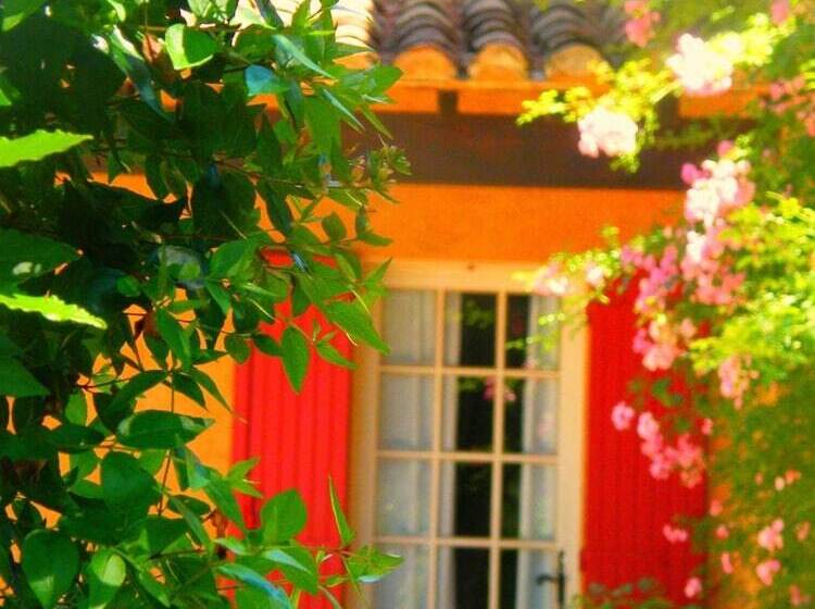 בית מלון כפרי Logis Hôtel Restaurant Des Pins