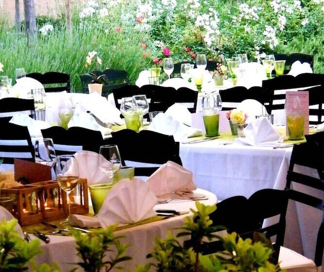 בית מלון כפרי Logis Hôtel Restaurant Des Pins