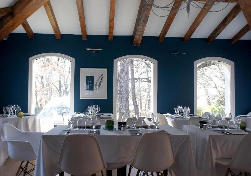 בית מלון כפרי Logis Hôtel Restaurant Des Pins