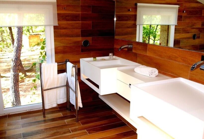 בית מלון כפרי Logis Hôtel Restaurant Des Pins