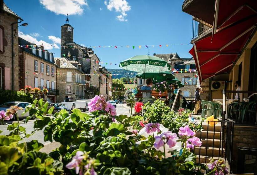 Logis Hotel Restaurant Du Commerce