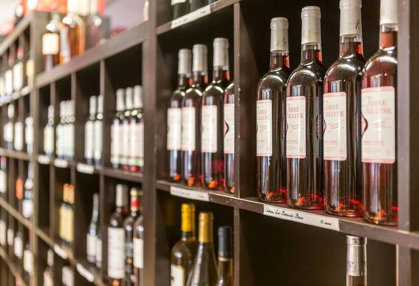 ホテル Logis Hôtel Restaurant La Citadelle