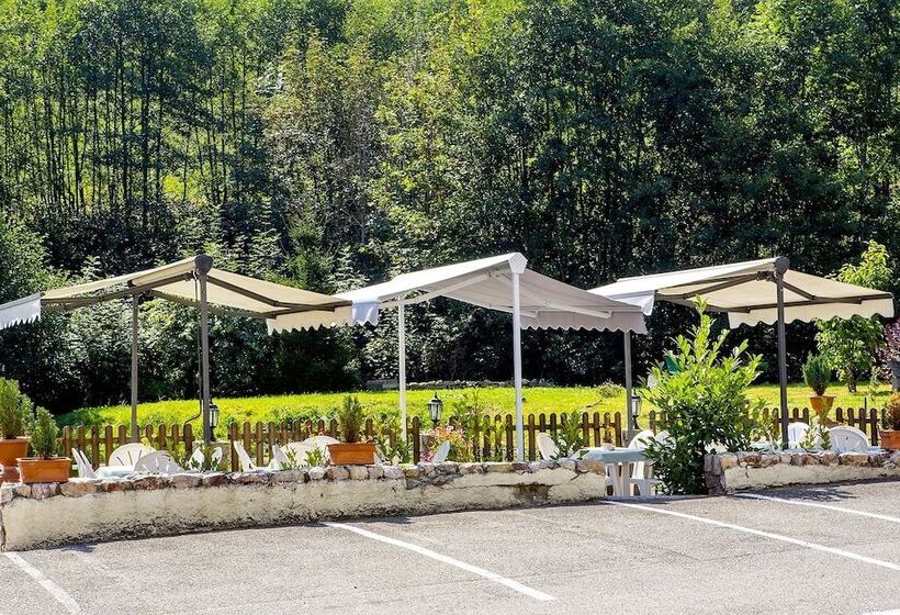 בית מלון כפרי Logis Hôtel Restaurant La Tête Des Faux