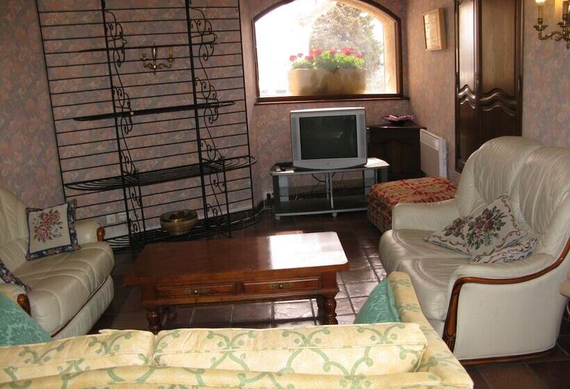 酒店 Logis Hôtel Restaurant Les Géraniums