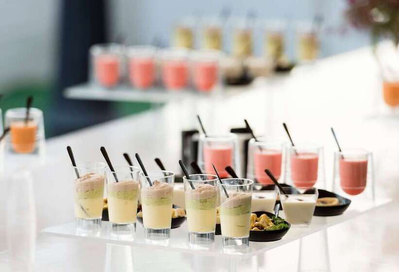 هتل Melilla Puerto, Affiliated by Meliá