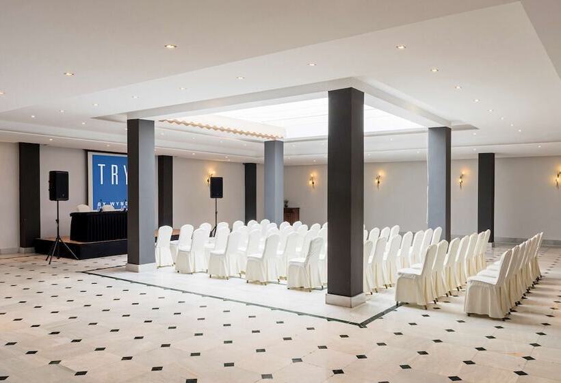 هتل Melilla Puerto, Affiliated by Meliá