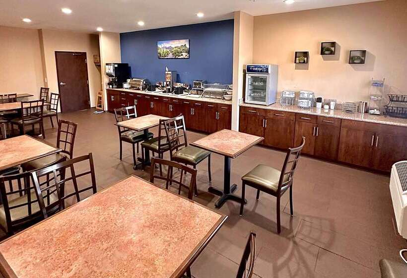 هتل Baymont By Wyndham Phoenix North