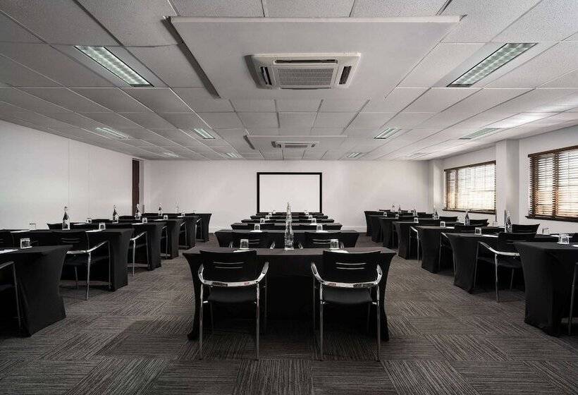 Protea Hotel By Marriott Johannesburg Wanderers